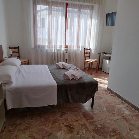 Olimpia Rooms Πίζα Εξωτερικό φωτογραφία
